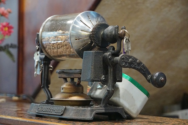 Verse koffiebonen klaar om gebrand te worden